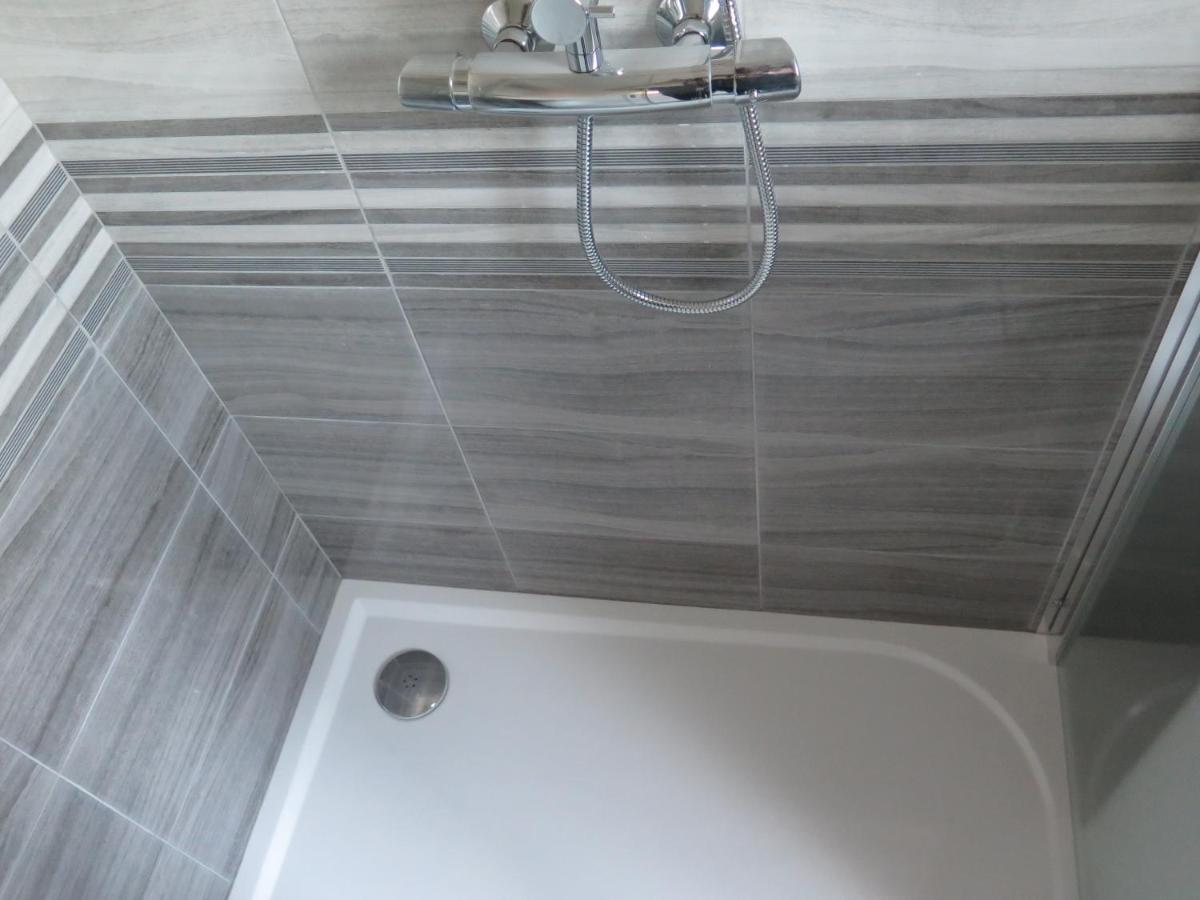 Apartman Hrubá Skála Exteriör bild